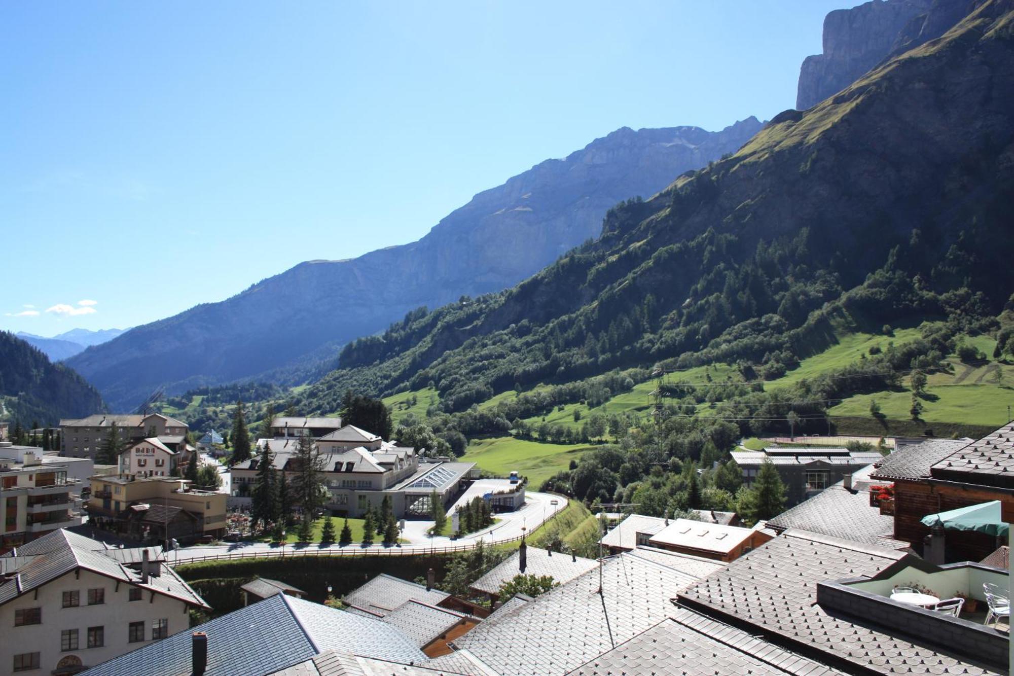 Hotel Paradis-Leukerbad-Therme Luaran gambar